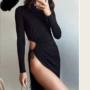 Waldo black dress